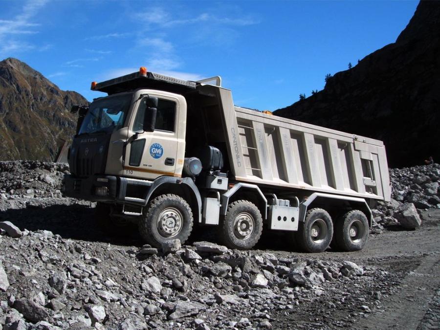  Astra HD 8546 Tipper 2005 года  (фото 1 из 1)